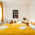 Dom Krawca - Pod Chojnikiem Apartment