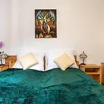 Dom Krawca - Pod Chojnikiem Apartment *