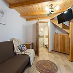Apartment Dom Krawca - Pod Chojnikiem Jelenia Gora