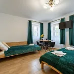Dom Krawca - Pod Chojnikiem * Jelenia Gora