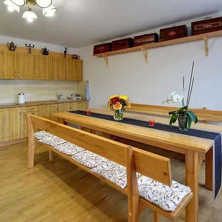 Apartment Dom Krawca - Pod Chojnikiem