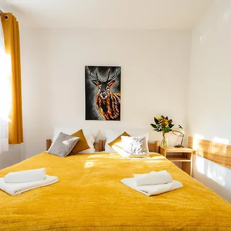Dom Krawca - Pod Chojnikiem Apartment