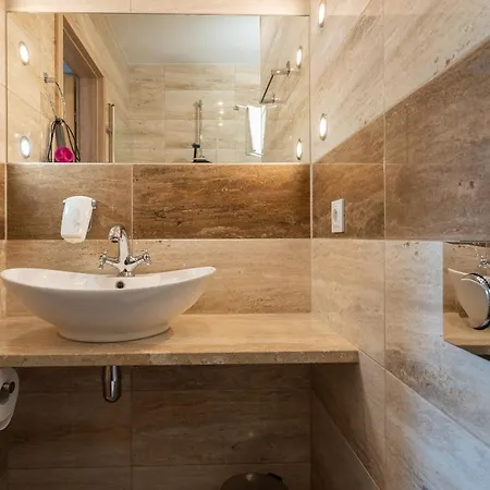 Dom Krawca - Pod Chojnikiem