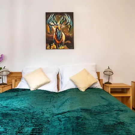 Dom Krawca - Pod Chojnikiem Apartment *