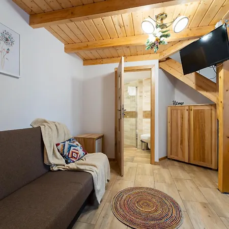 Daire Dom Krawca - Pod Chojnikiem Jelenia Gora
