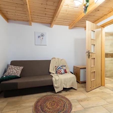 Dom Krawca - Pod Chojnikiem Apartment *