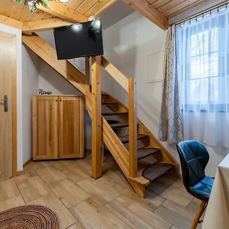 Dom Krawca - Pod Chojnikiem Jelenia Gora