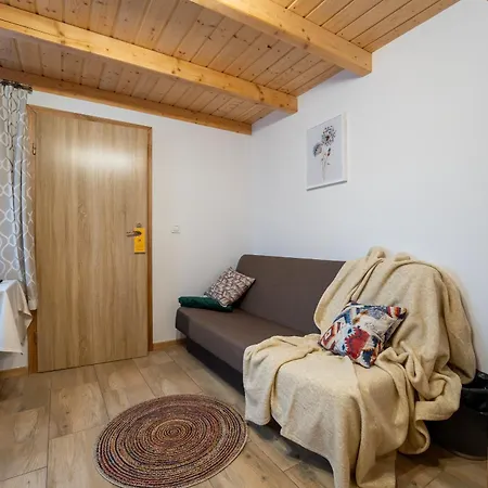 Apartmán Dom Krawca - Pod Chojnikiem *