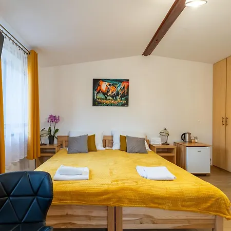 Dom Krawca - Pod Chojnikiem * Jelenia Góra