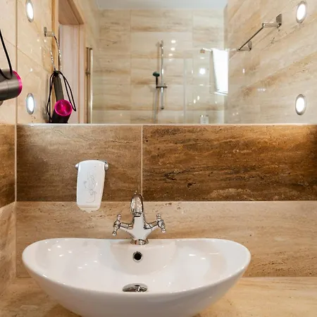 Dom Krawca - Pod Chojnikiem Apartment Jelenia Góra