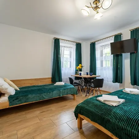 Dom Krawca - Pod Chojnikiem * Jelenia Góra