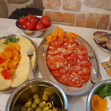 Dom Krawca - Pod Chojnikiem * Jelenia Gora