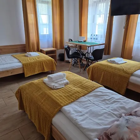 Dom Krawca - Pod Chojnikiem Apartment