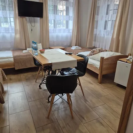 Apartment Dom Krawca - Pod Chojnikiem *