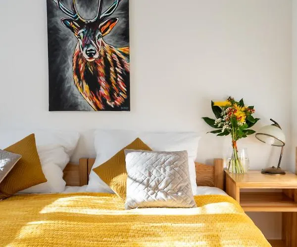 Dom Krawca - Pod Chojnikiem Apartment *