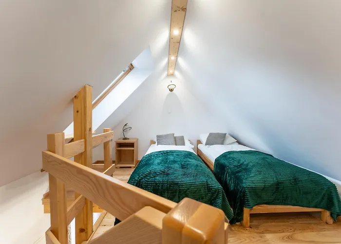 Dom Krawca - Pod Chojnikiem * Jelenia Gora