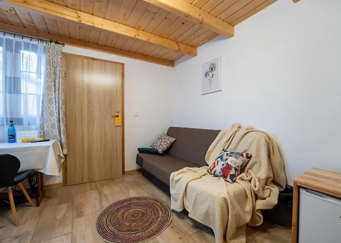 Apartment Dom Krawca - Pod Chojnikiem *