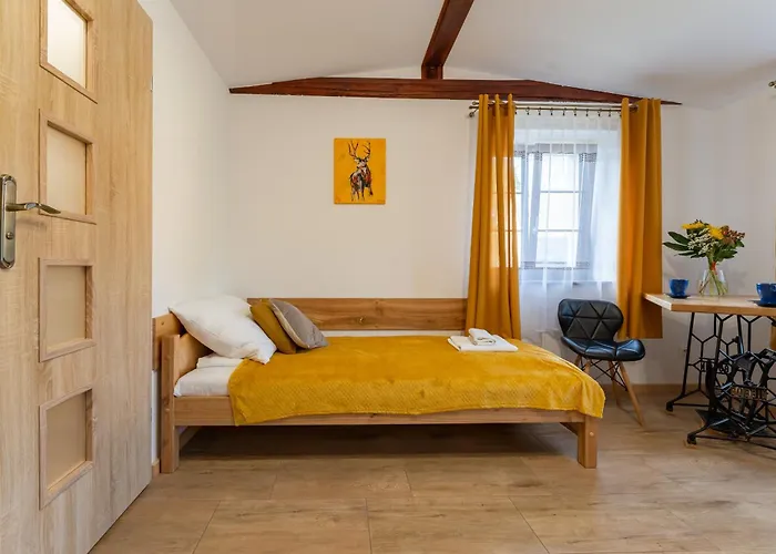 Apartment Dom Krawca - Pod Chojnikiem *