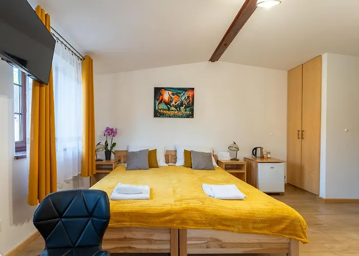 Dom Krawca - Pod Chojnikiem * Jelenia Gora