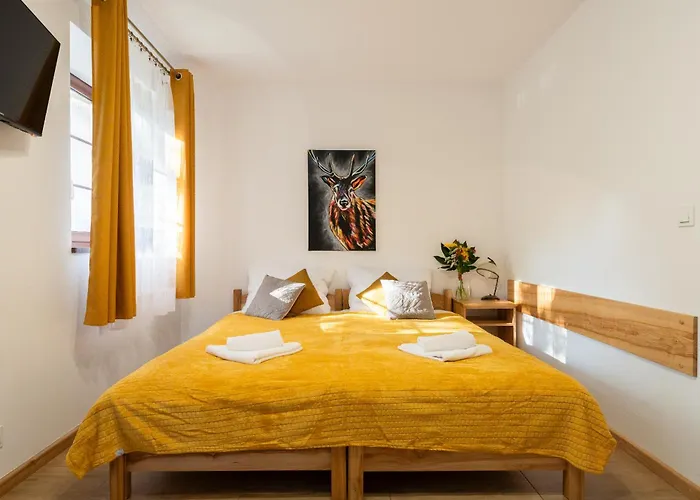 Dom Krawca - Pod Chojnikiem * Jelenia Gora