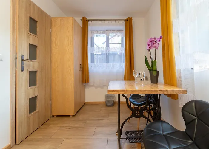 Dom Krawca - Pod Chojnikiem Apartment Jelenia Gora